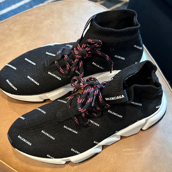 Balenciaga Black Knit Sneakers with Red Laces - Picture 1 of 5